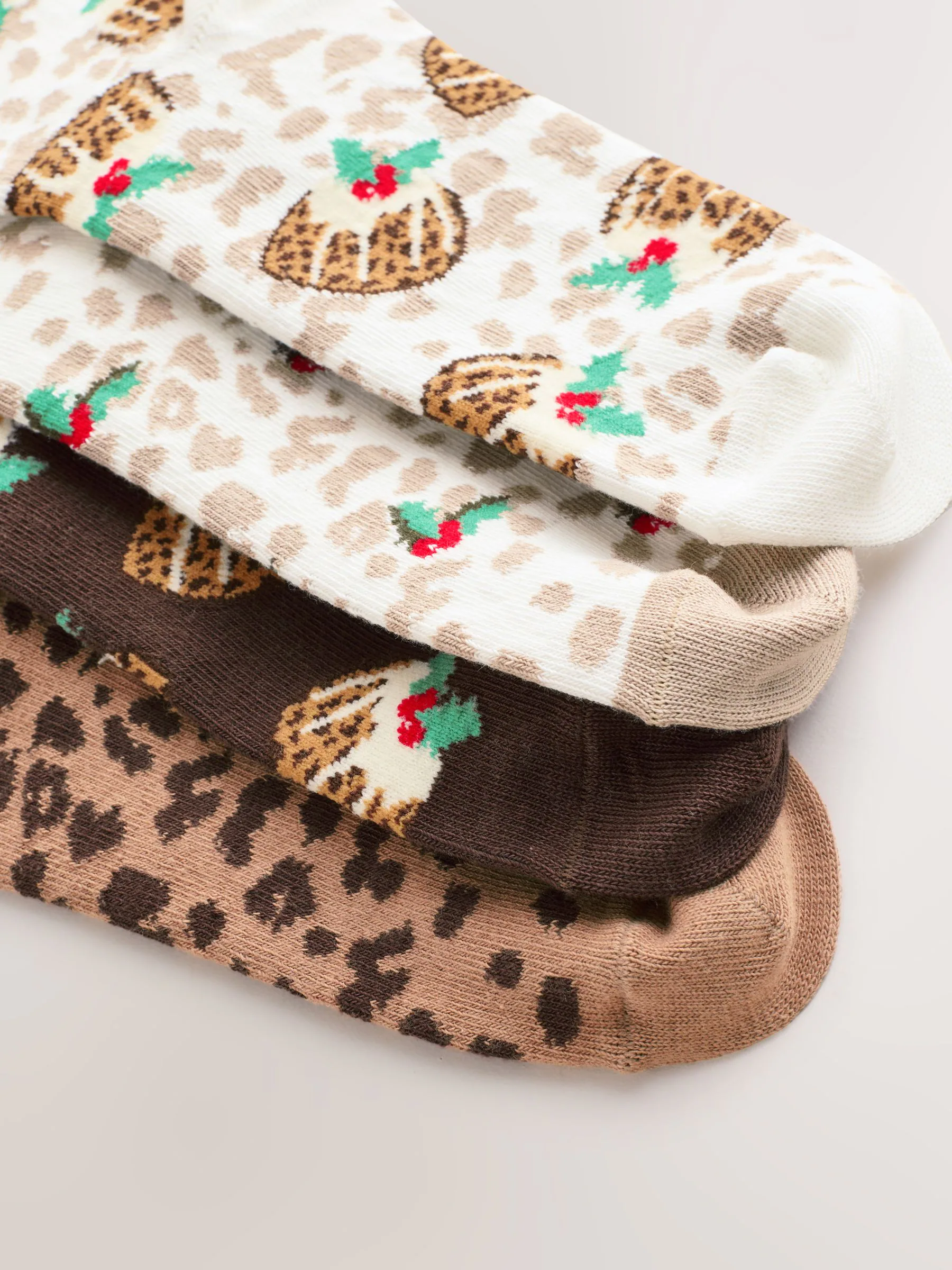 Kerstpudding met luipaardprint - Set van 4 paar enkelsokken