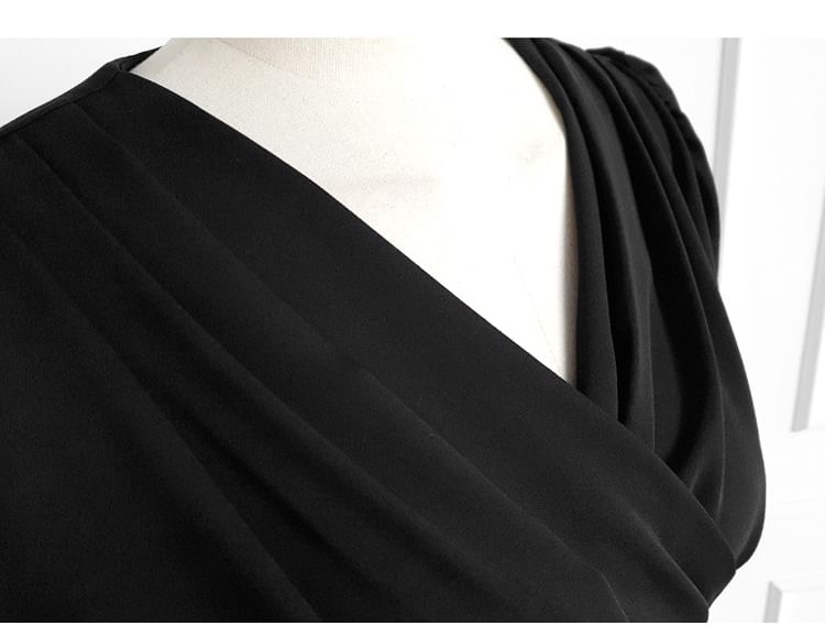 Yolandus - Lange mouwen V-hals effen losse jumpsuit