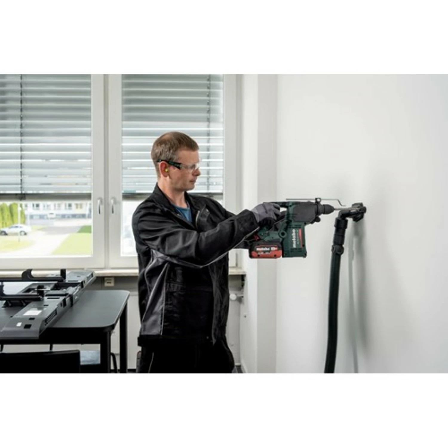 Metabo KH 18 LTX BL 24 18V Li-ion Accu combihamer set (2x4.0Ah LiHD accu) in Metabox