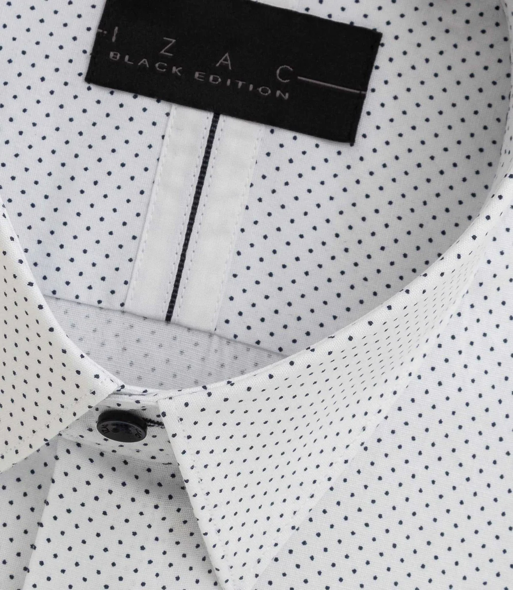 Chemise blanche imprimée à pois 