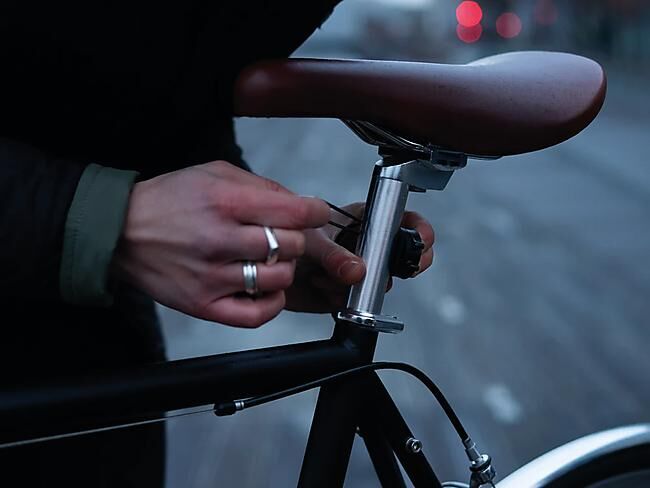 SHAPEHEART - LAMPE ARRIERE ROUGE POUR VELO