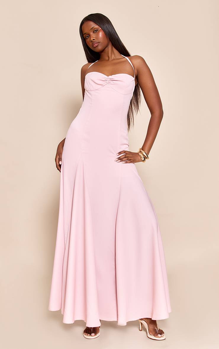 Rose Pâle Robe Longue Tissée À Encolure Américaine Avec Détail Froncé Au Buste