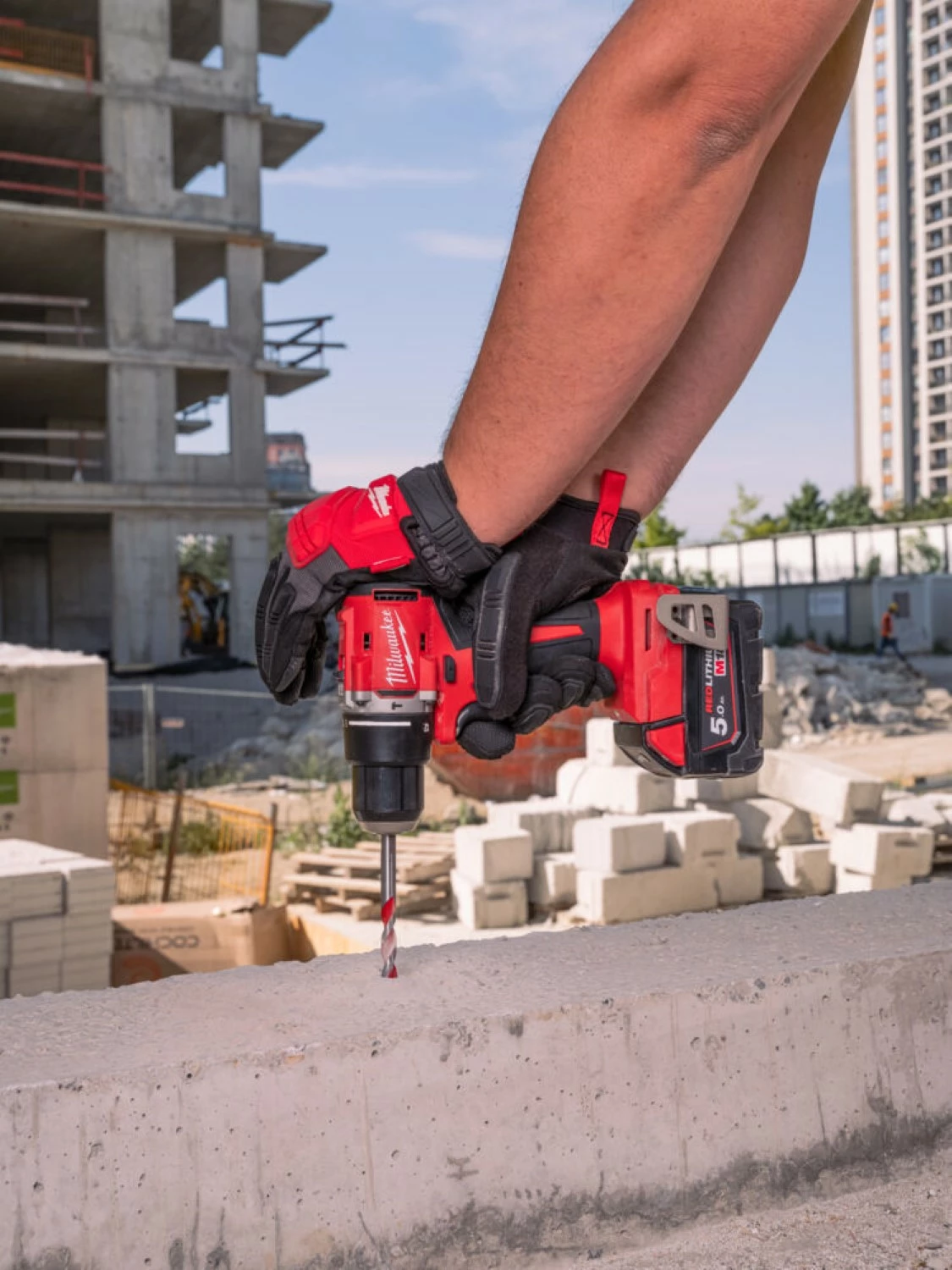 Milwaukee M18 BLPDRC-502C 18V Li-Ion accu klopboor- /schroefmachine set (2x 5.0Ah accu) in koffer