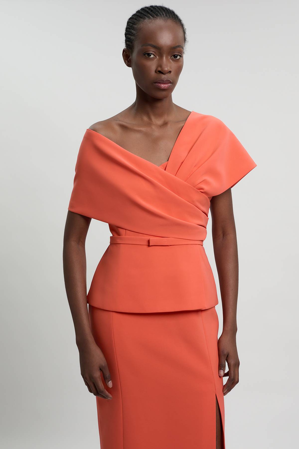 KarenMillen Robe Midi Ajustée À Basque En Viscose Stretch Compacte