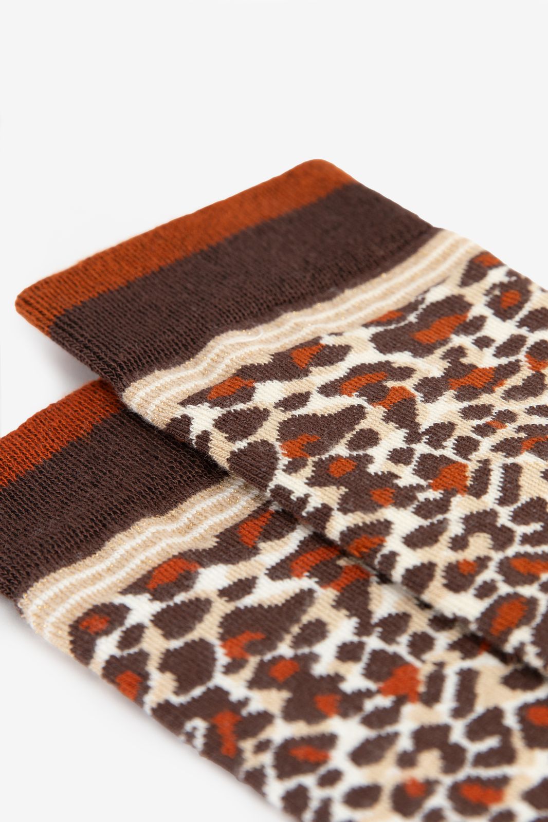 Donkerbruine sokken met leopard print