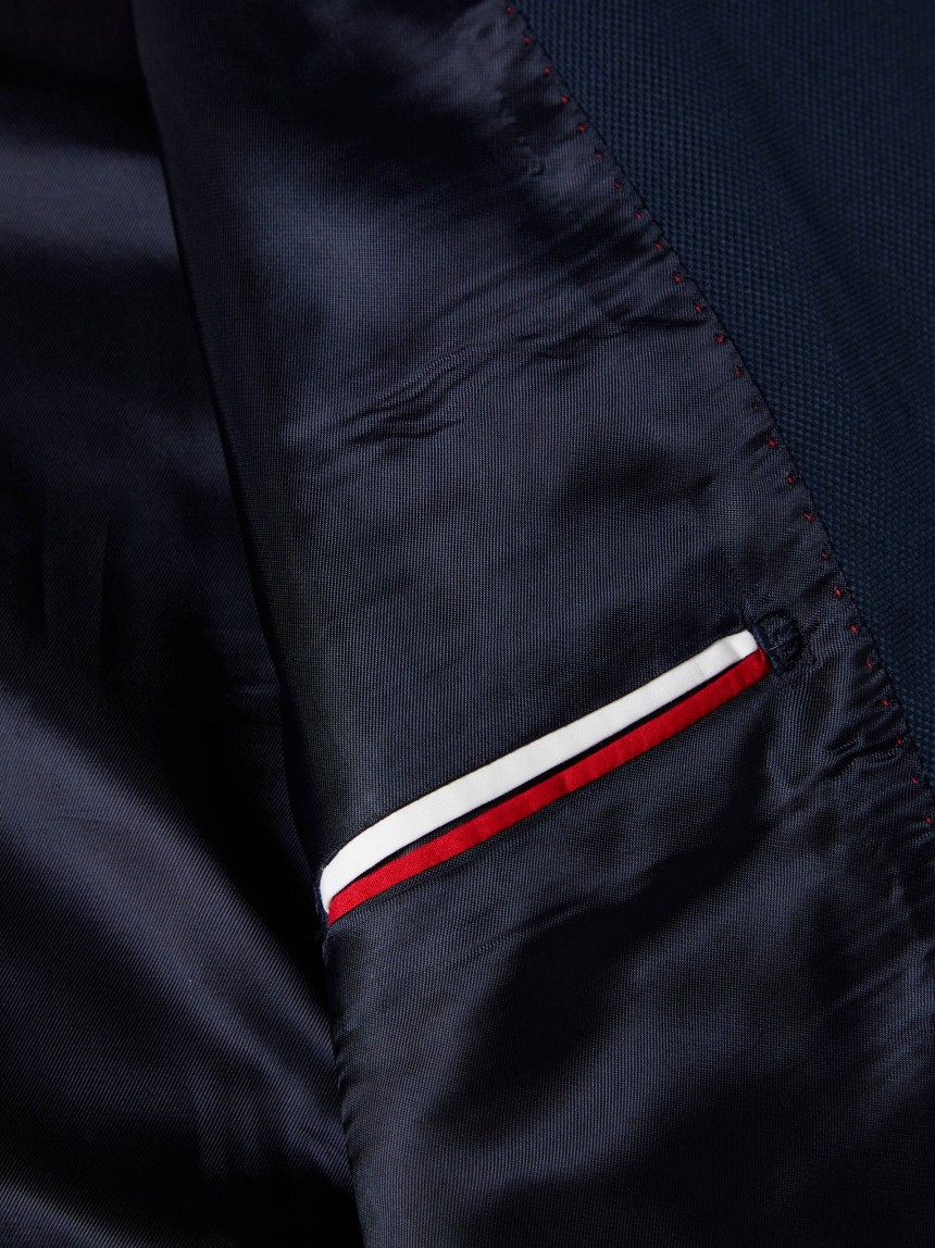 Blazer slim fit com bolsos