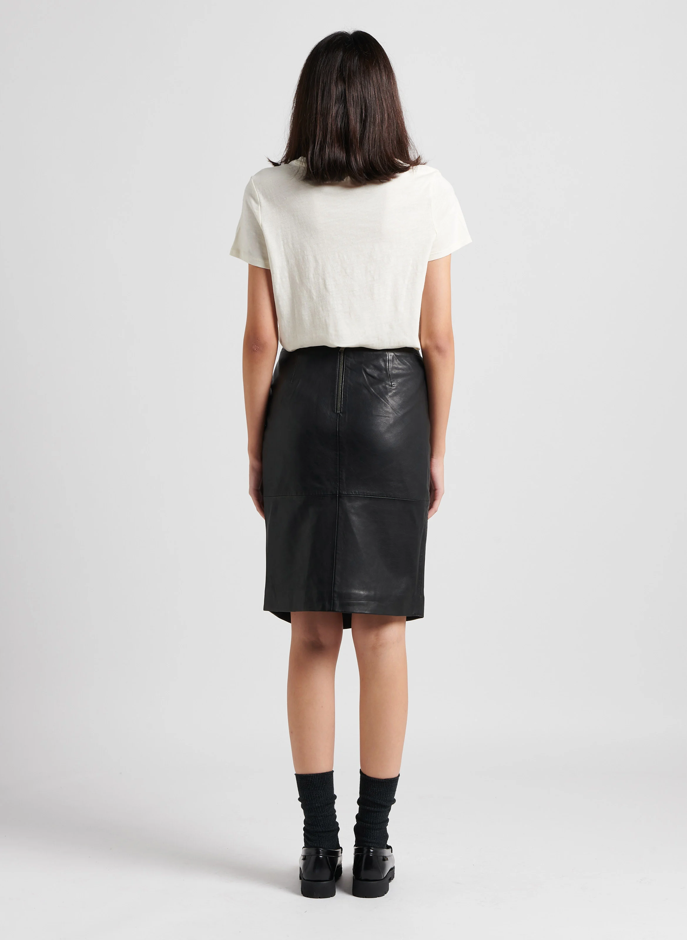 Jupe midi en cuir | Noir