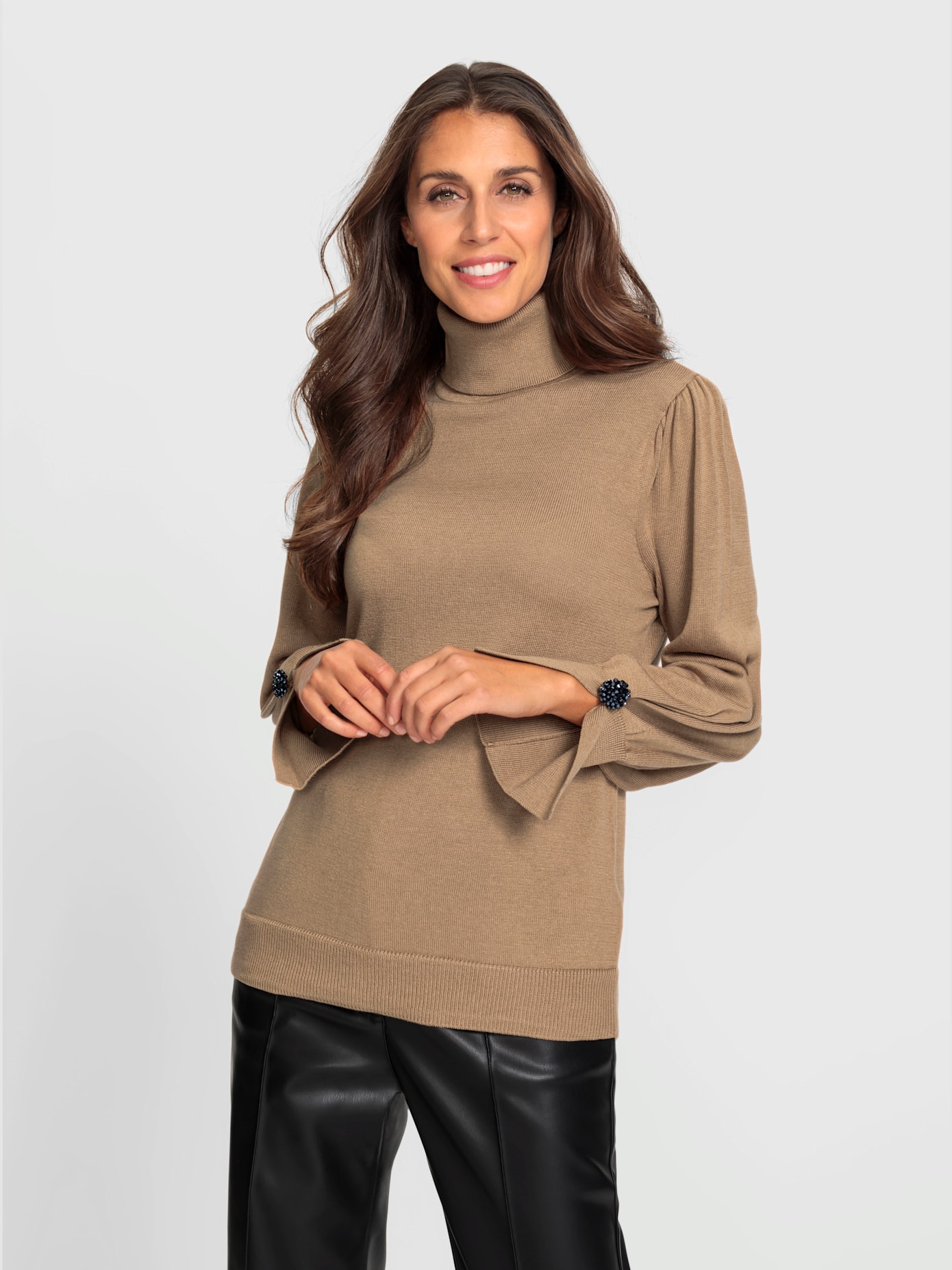 Pull col roulé flatteur