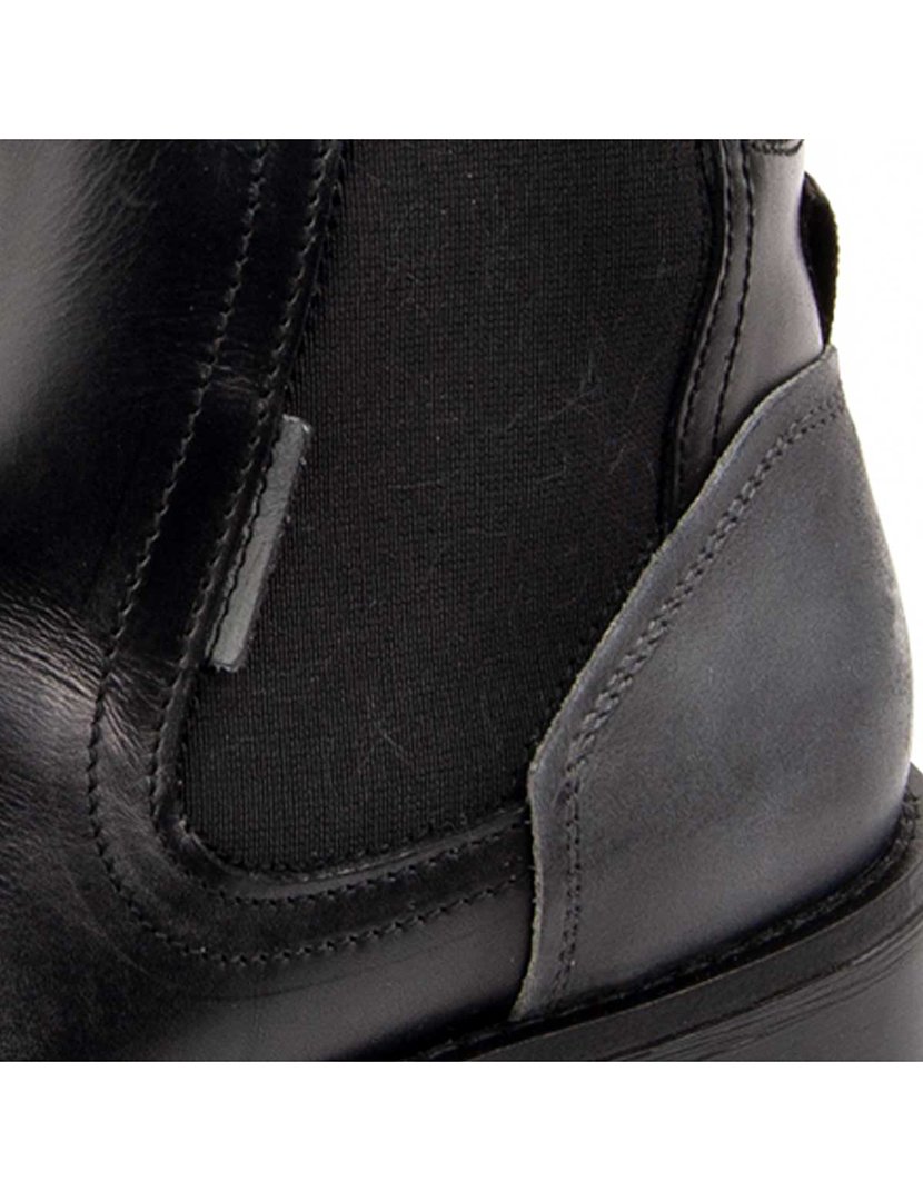 Men's Black Boots