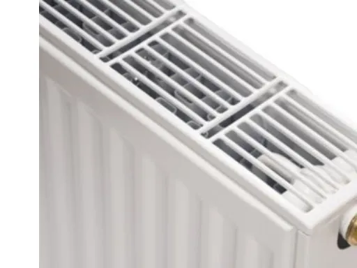 radiator C6 22-600-2000 - 600x2000 C 4x1/2 - 2x1/2. Inkl J-bæringer og tilbehørspose