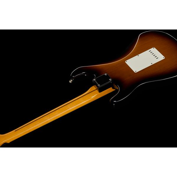 Fender AV II 57 STRAT MN 2TS