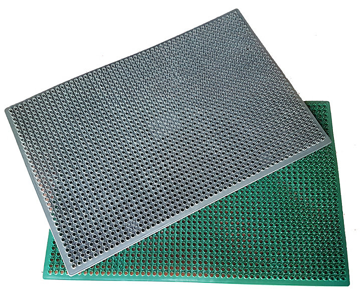 Gratte pied vert trèfle L.60 x l.40 cm