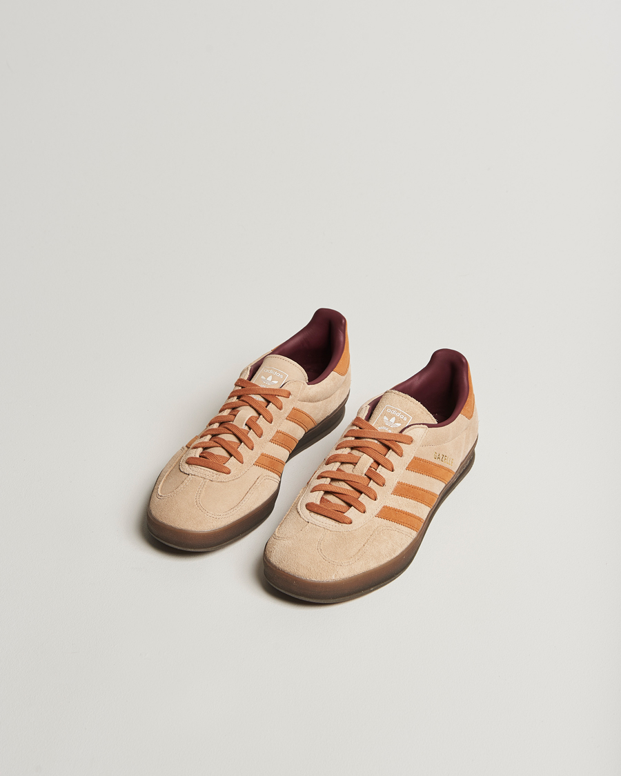 adidas Originals Gazelle Indoor Sneaker Beige/Orange