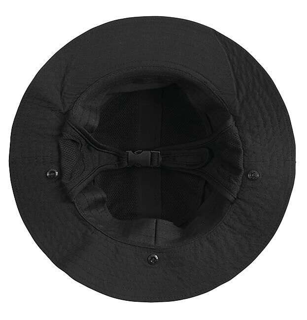 PICTURE - CHAPEAU SALTVIK SURF