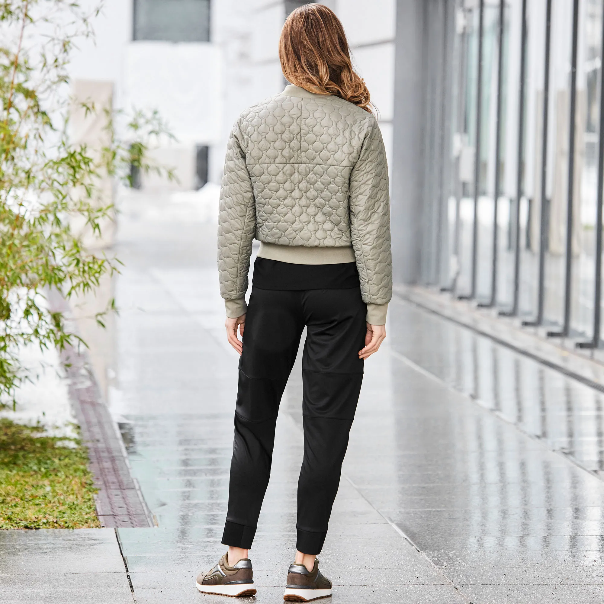 Damen-Hose mit schicken Einsätzen