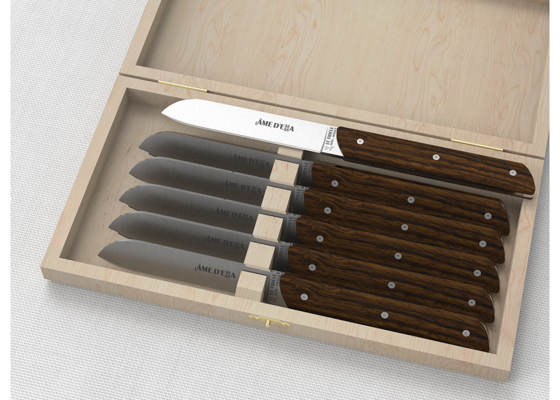 Service de 6 couteaux de table avec un manche en bois de noyer et lame en acier inoxydable