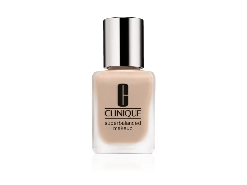 Clinique -Superbalanced foundation # CN 40 CREAM CHAMOIS 30 ml
