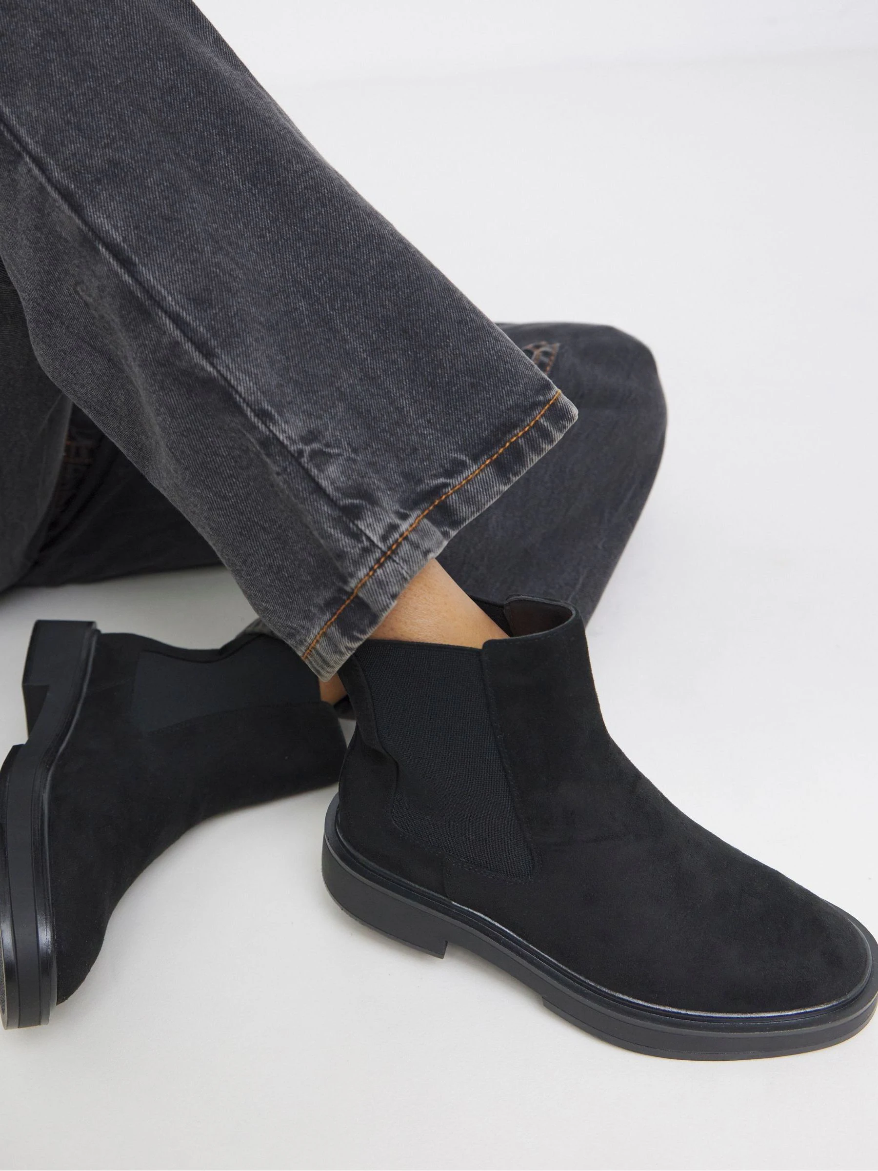 Zwart met lichte wassing - Simply Be Classic Chelsea Boots