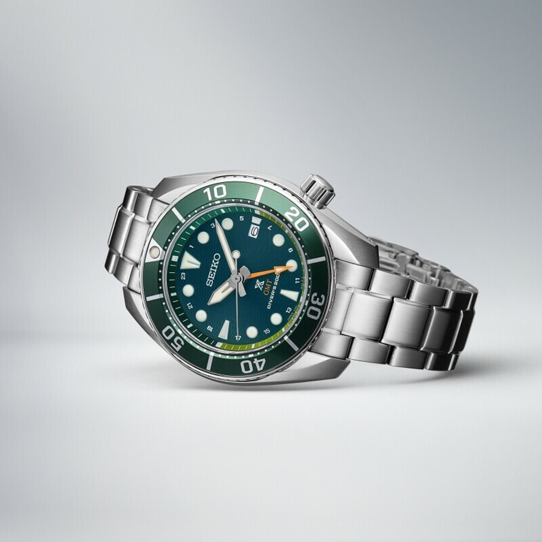 Seiko Prospex Solar GMT Diver's Sumo
