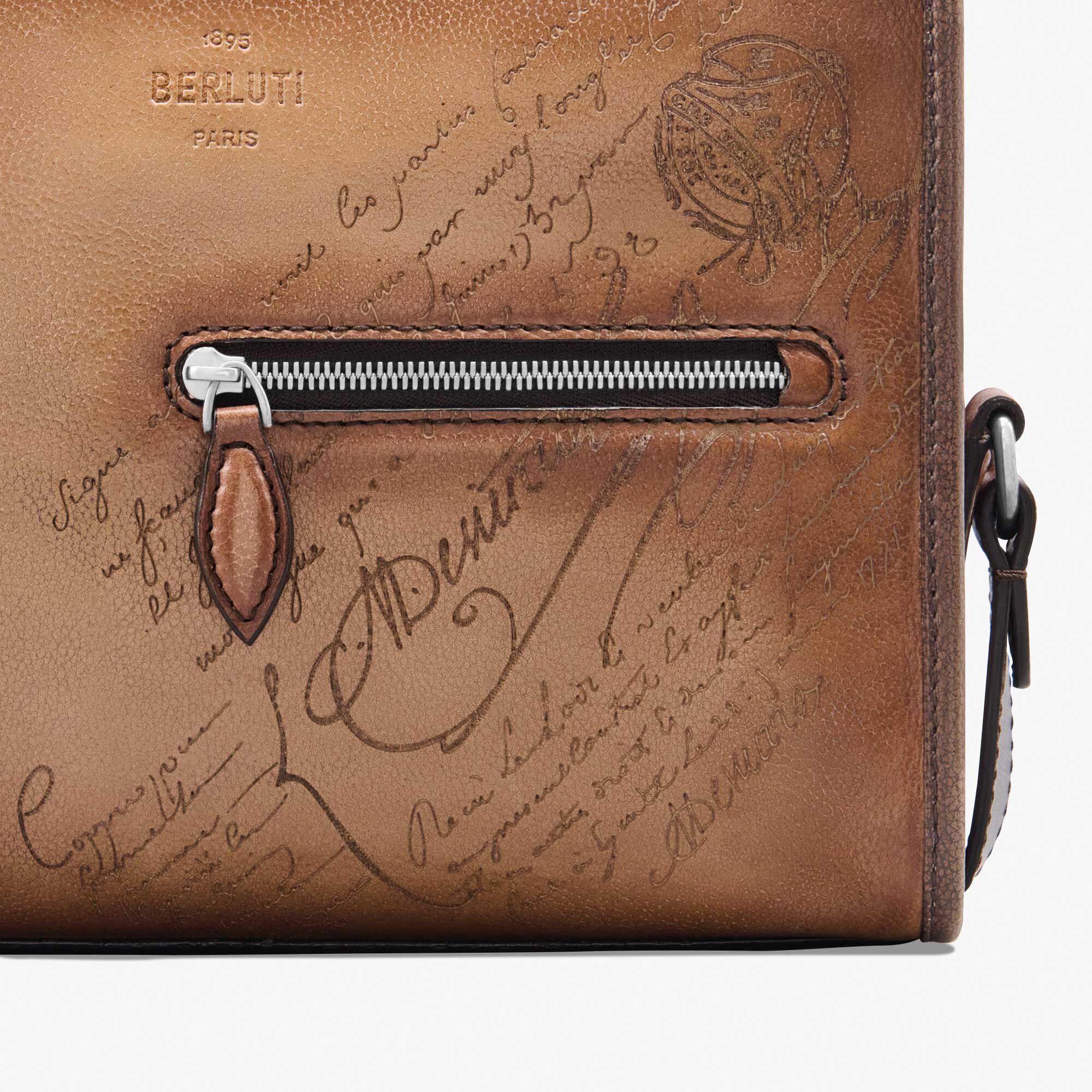 Sac Bandoulière Journalier En Cuir Scritto