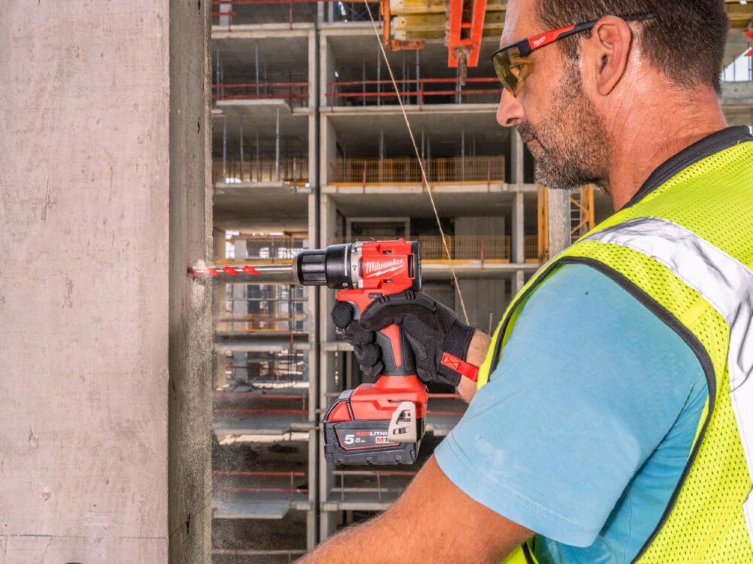 Milwaukee M18 BLPDRC-502C 18V Li-Ion accu klopboor- /schroefmachine set (2x 5.0Ah accu) in koffer