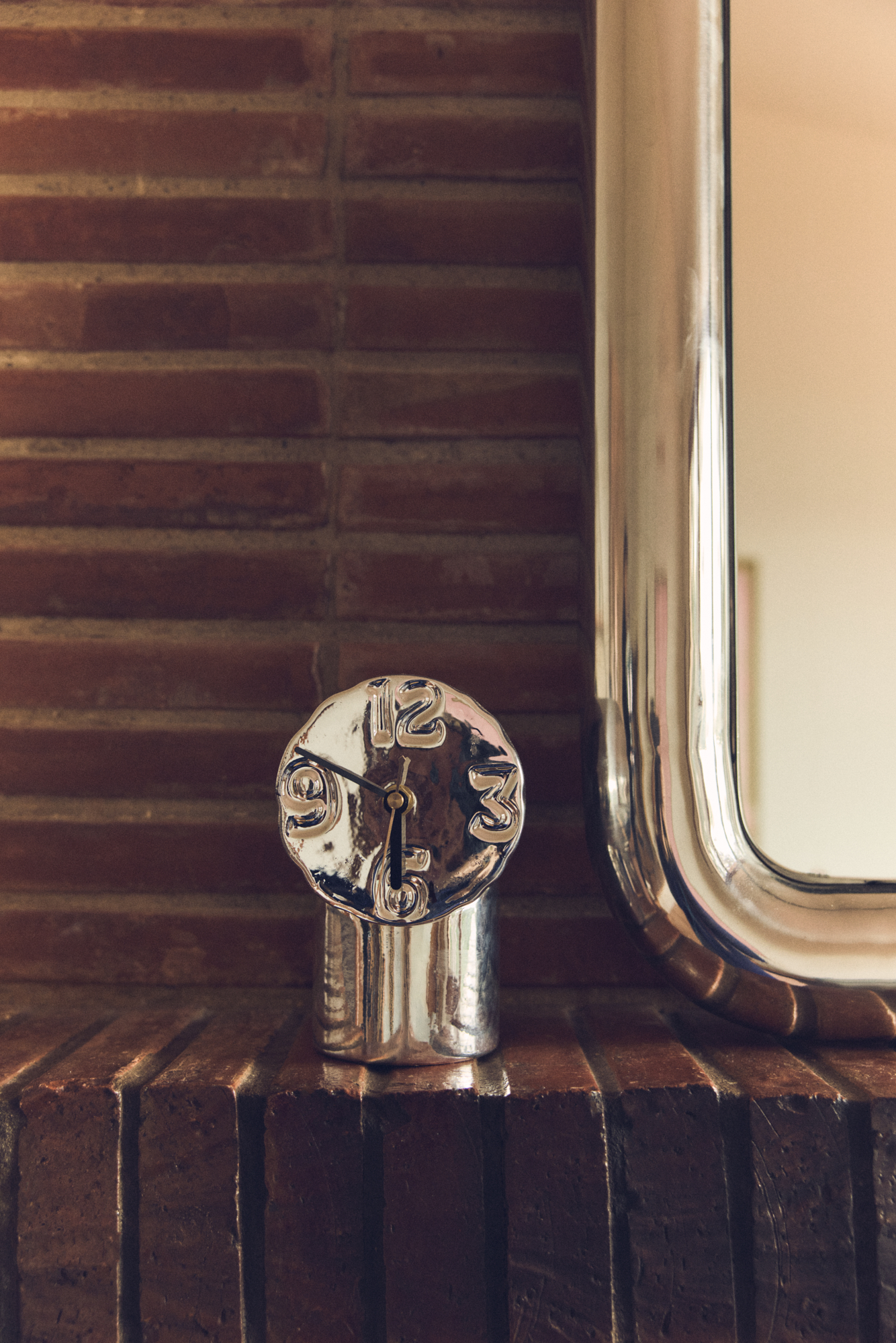 Klok Retro ceramic chrome