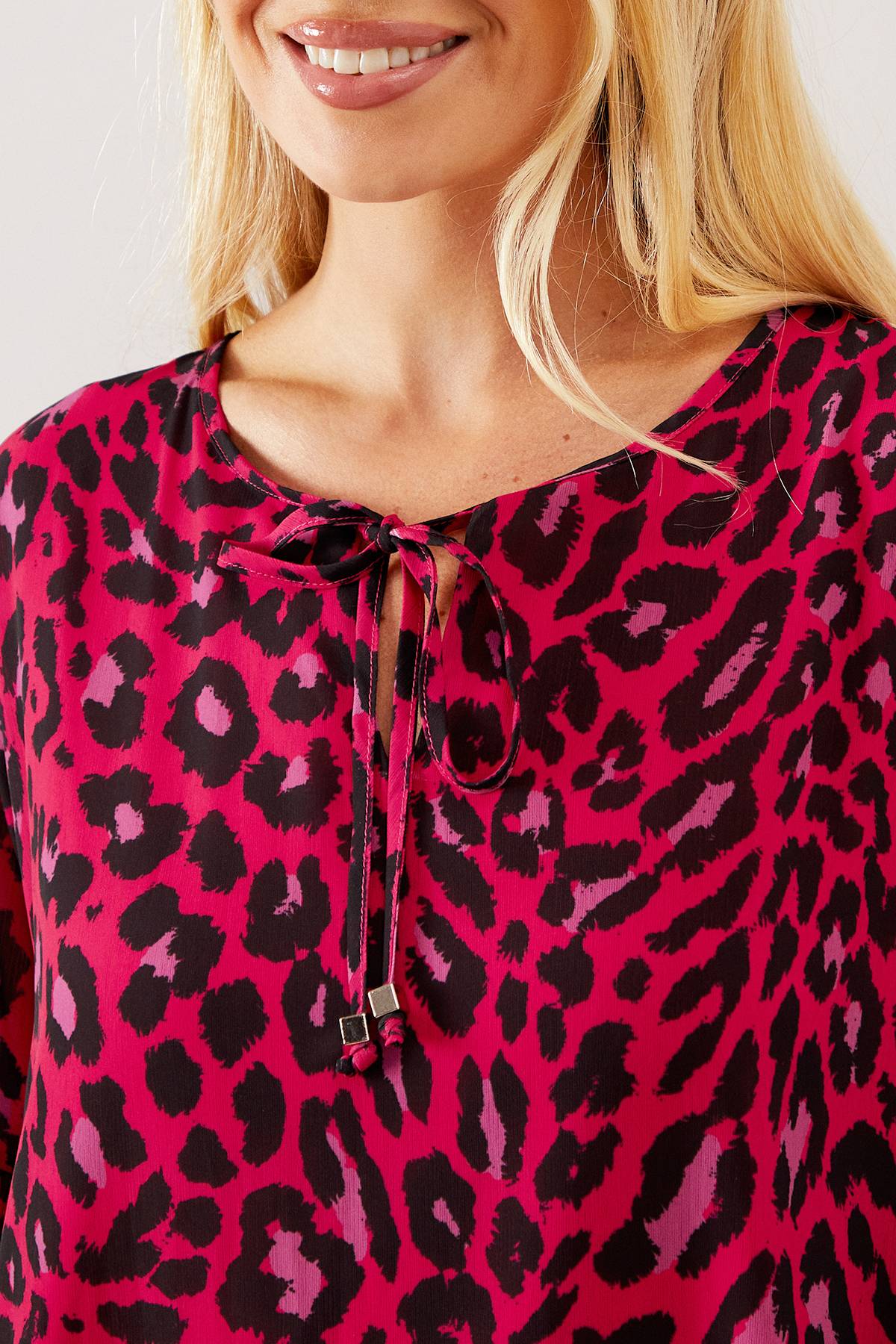 Wallis Robe Midaxi Smock à Volants Motif Léopard Petite