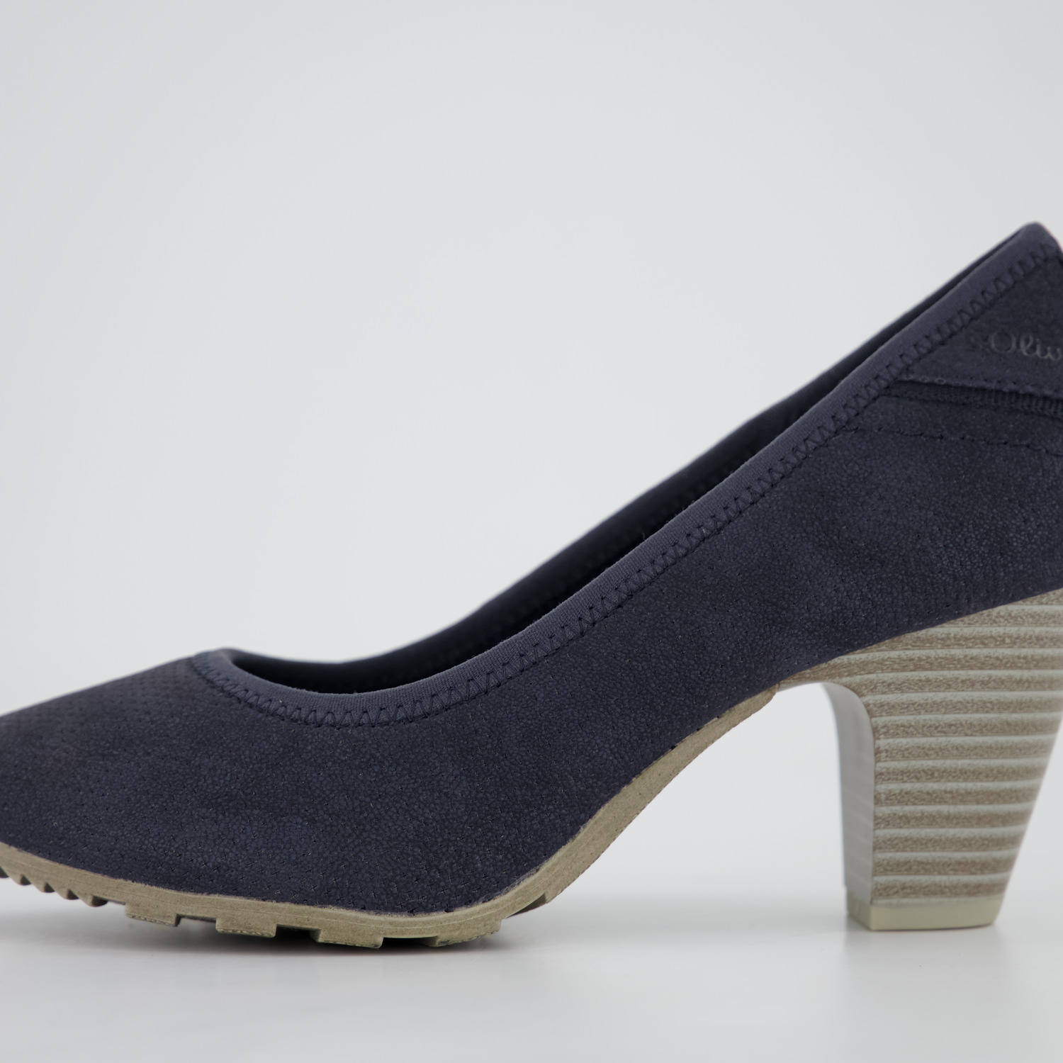 S. Oliver Pumps