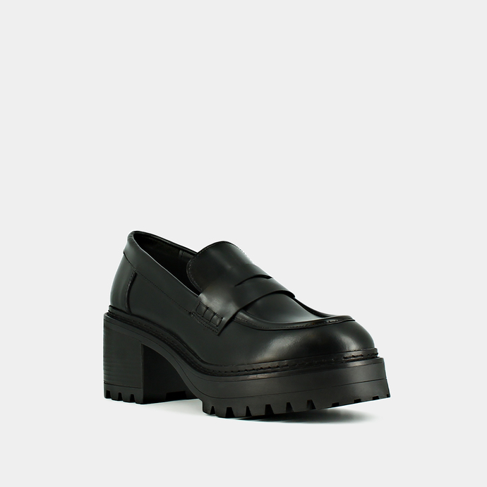 Mocassins à talons et semelles crantées  en cuir glacé noir