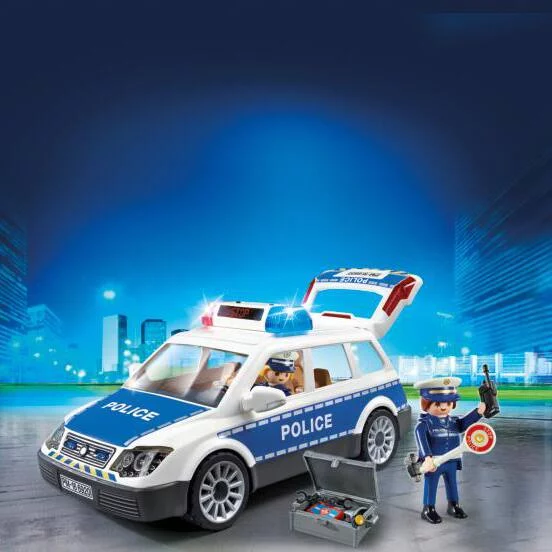 VOITURE DE POLICIERS AVEC SIRENE - 6920
