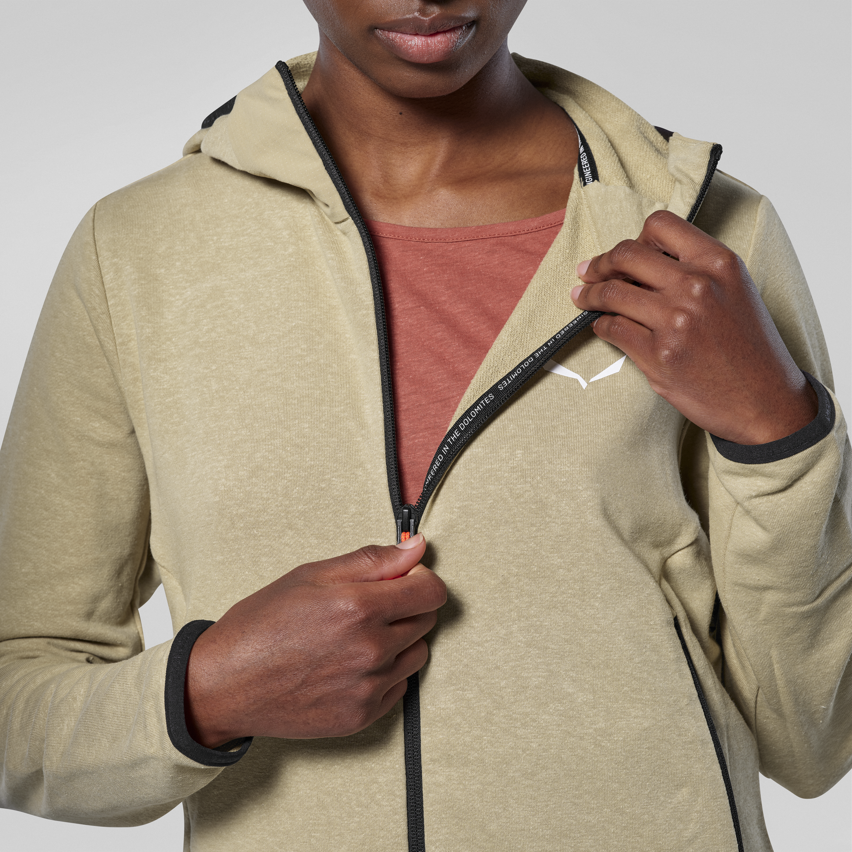 Agner Hemp 2 Kapuzenjacke Damen