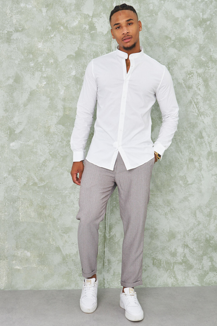 Chemise à col officier blanche