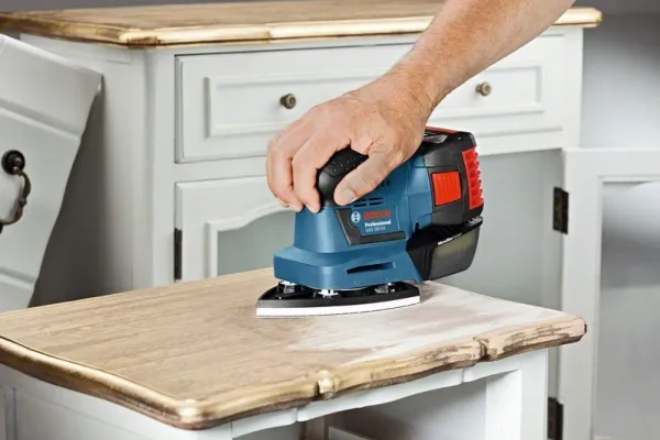 Bosch GSS 18V-10 - Professional Rystepudser - 18V - SOLO - Uden batteri og Lader