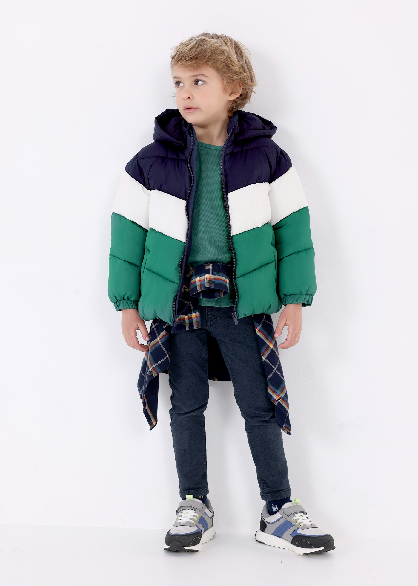 Jaqueta colorida para menino