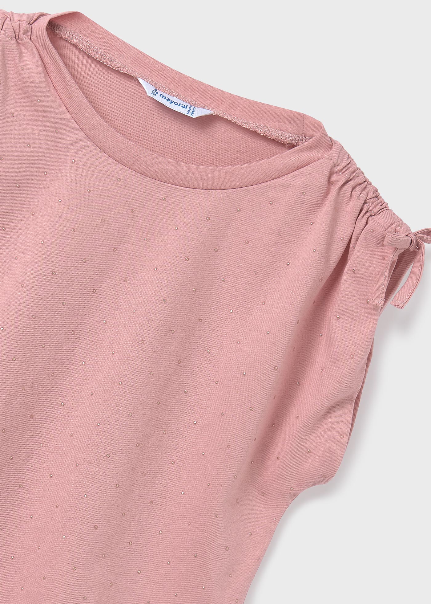 Camiseta infantil de bolinhas