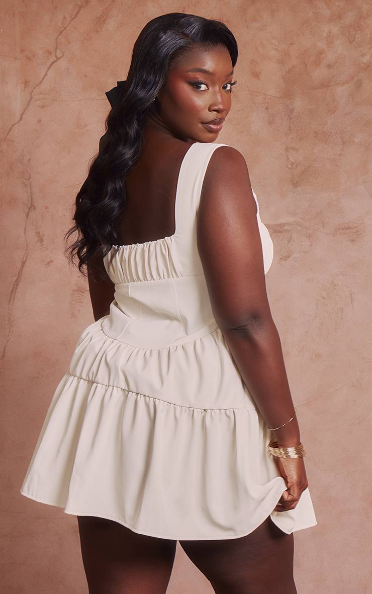 Crème Robe Patineuse À Corset Froncé Et Volants Grande Taille