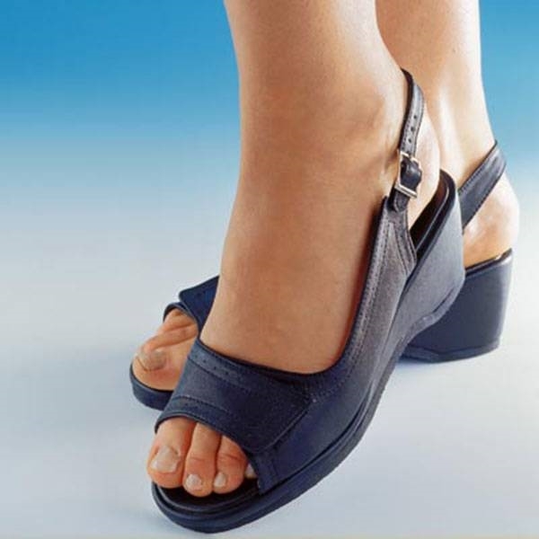 Lot de 2 paires de sandales blanche et marine
