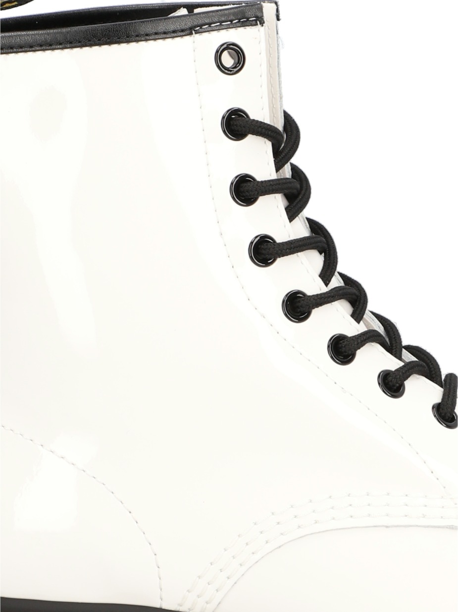 1460 W 8 EYE BOOT