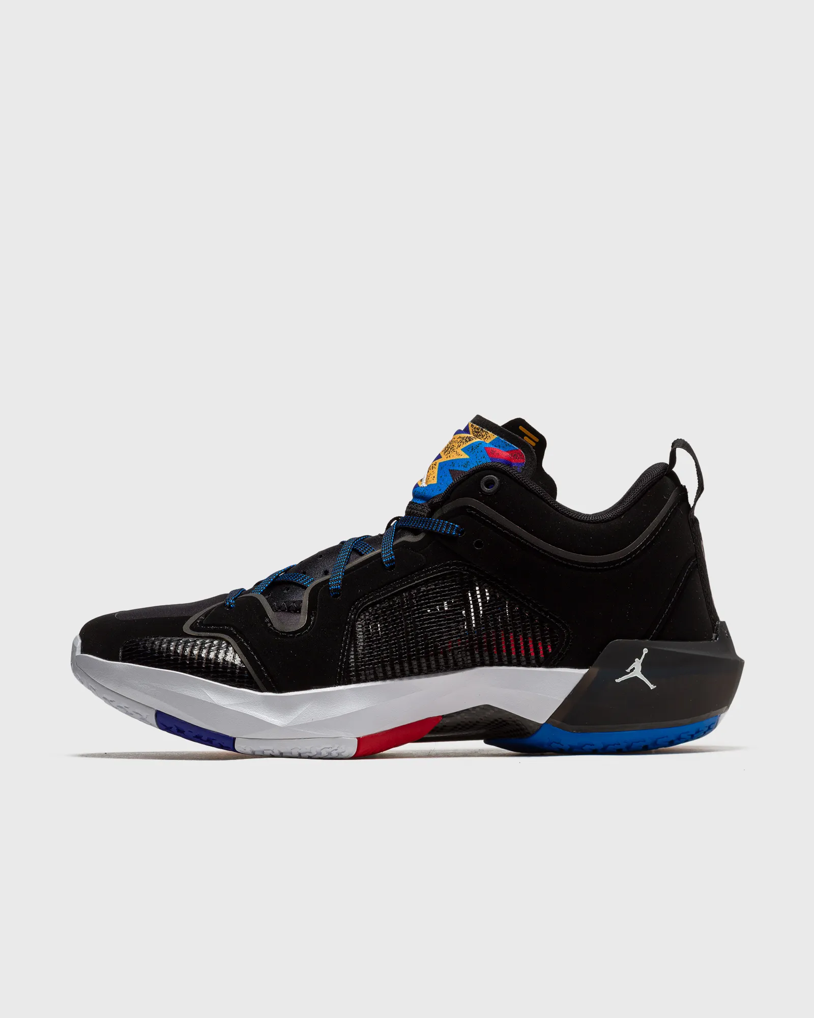 Jordan AIR JORDAN XXXVII LOW