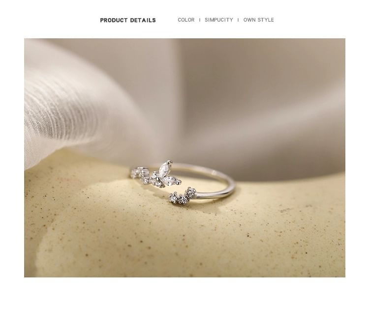Gaya - Open ring van sterlingzilver met vlindersteentjes