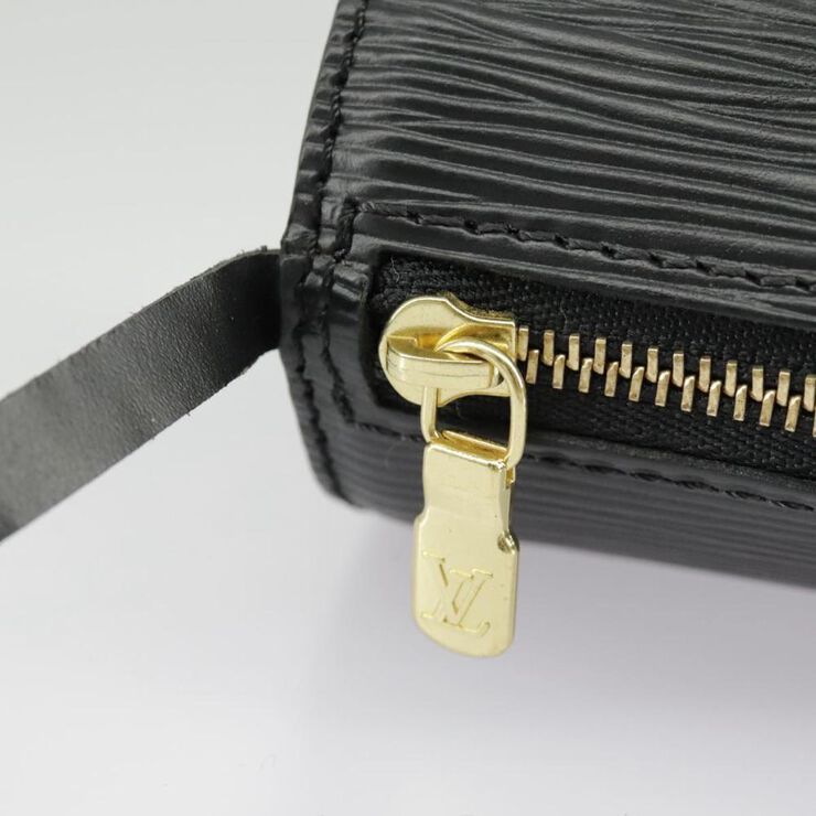 Louis Vuitton Vintage Louis Vuitton Papillon Black