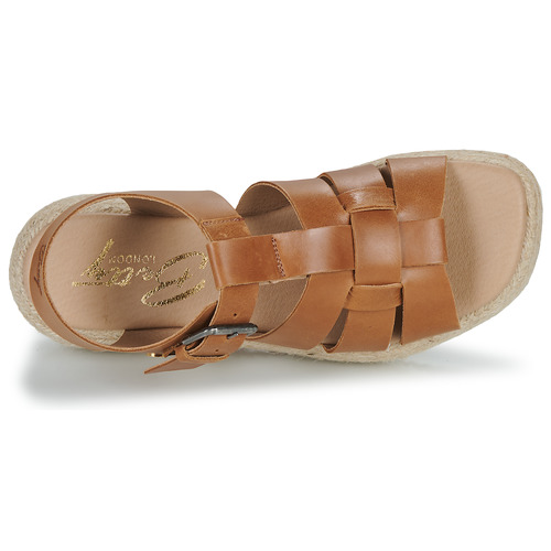Betty London - CAMELIA - Camel