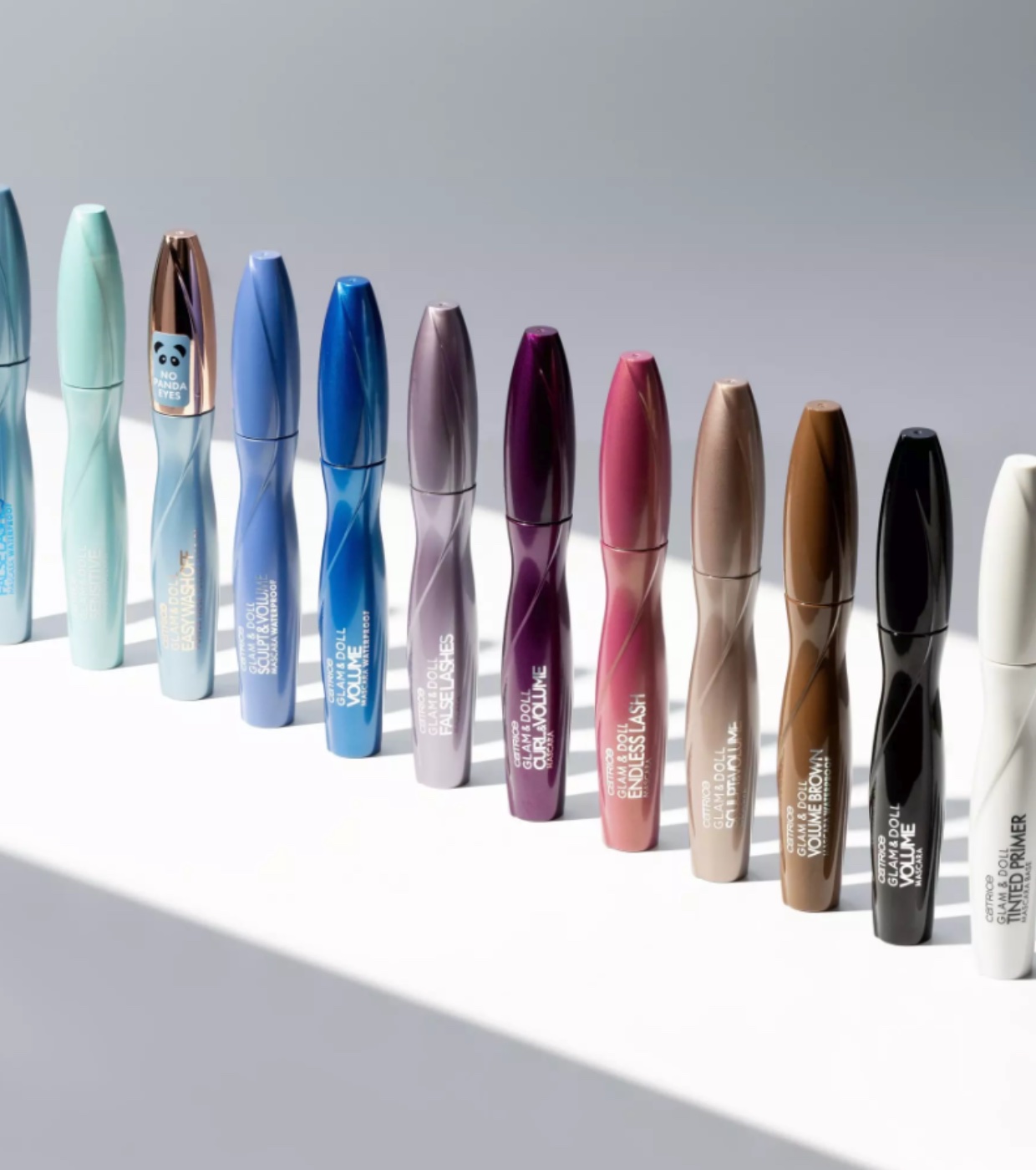 Catrice  - Máscara Glam & Doll waterproof