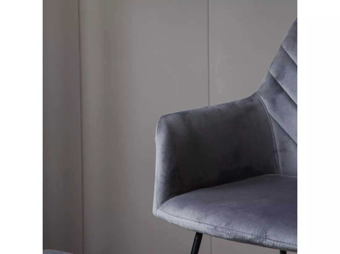 Chaise à bascule avec repose-pieds - 56.5 x 44 x 84 cm - Velours, boid d'évéa et métal - Gris