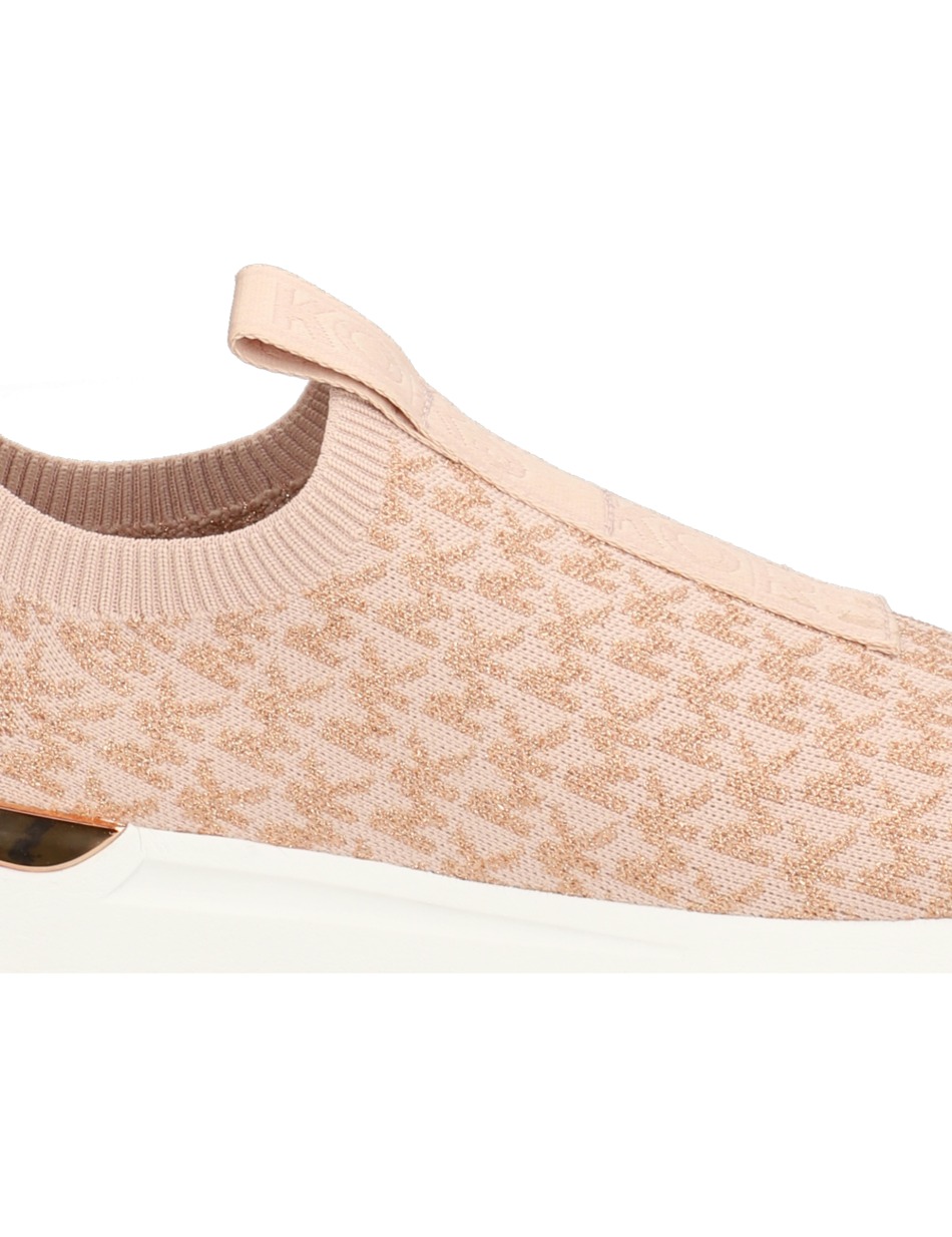 BODIE SLIP ON