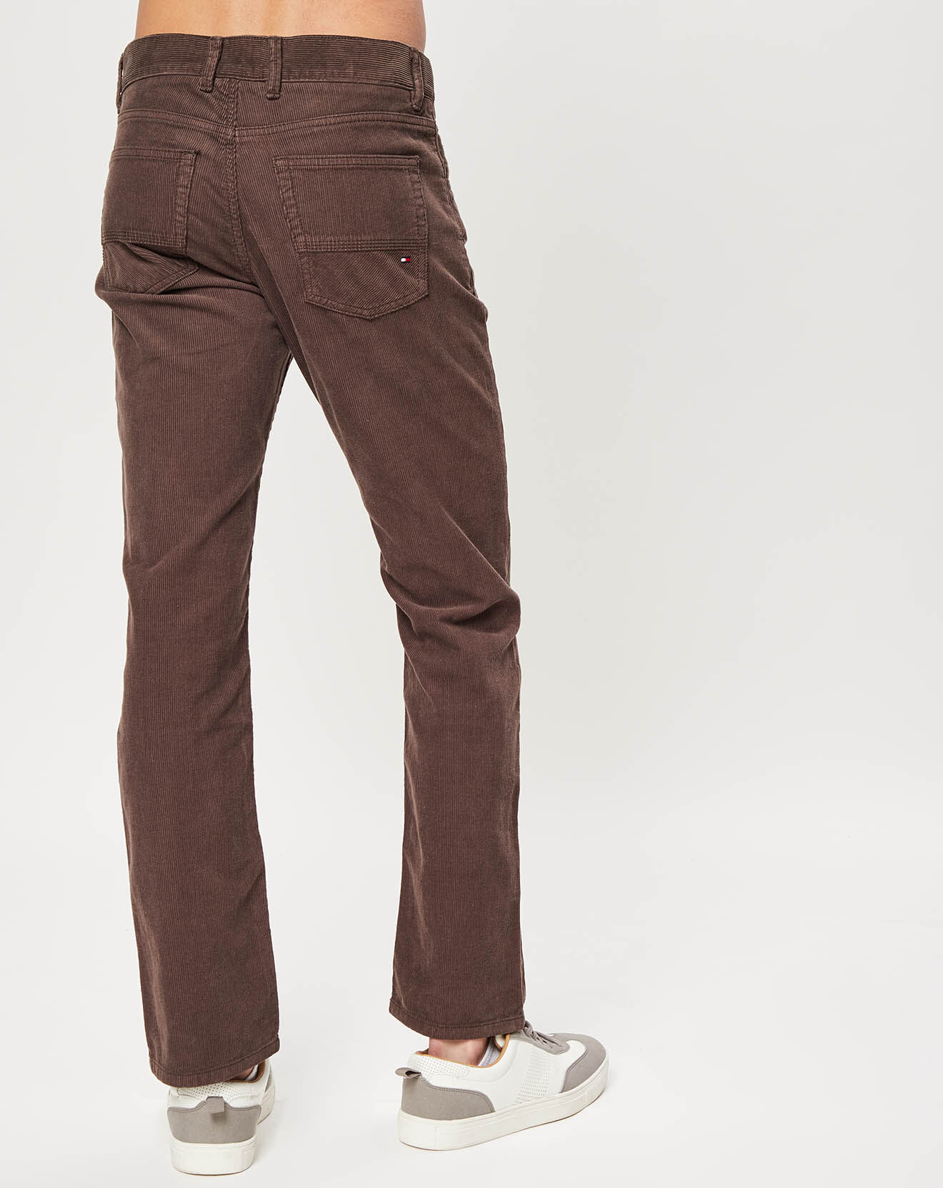 Tommy Hilfiger Pantalon Regular fit en Velours Mercer marron