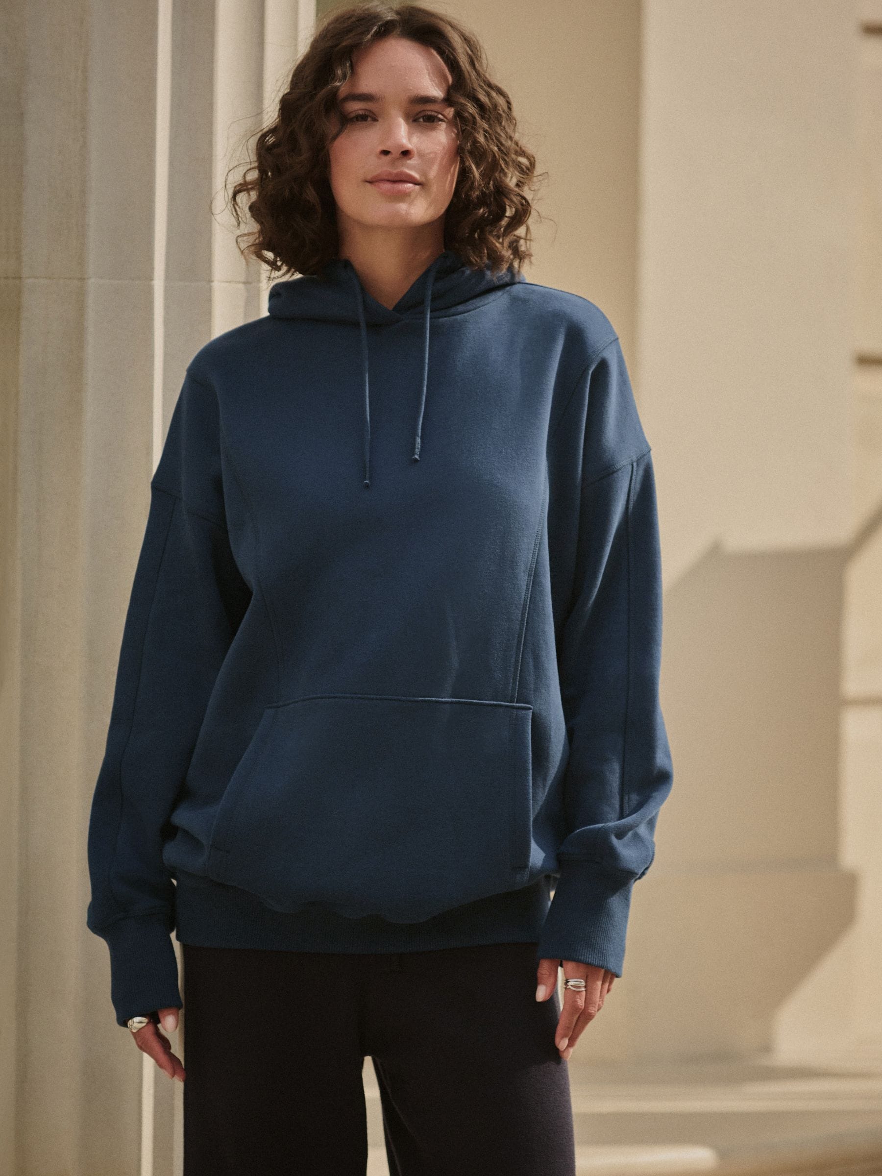 Donkerblauw - Active Longline Overhead Hoodie met superzacht naaddetail en zakken