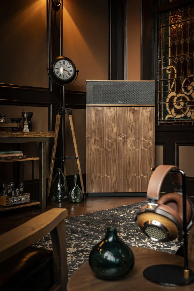 Klipsch KlipscHorn AK6 Noyer (la paire) Enceintes colonne