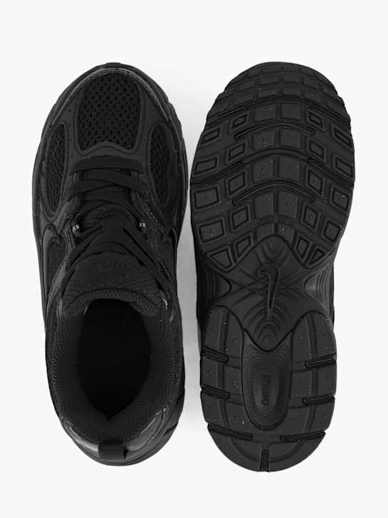 Nike V5 RNR Sneaker