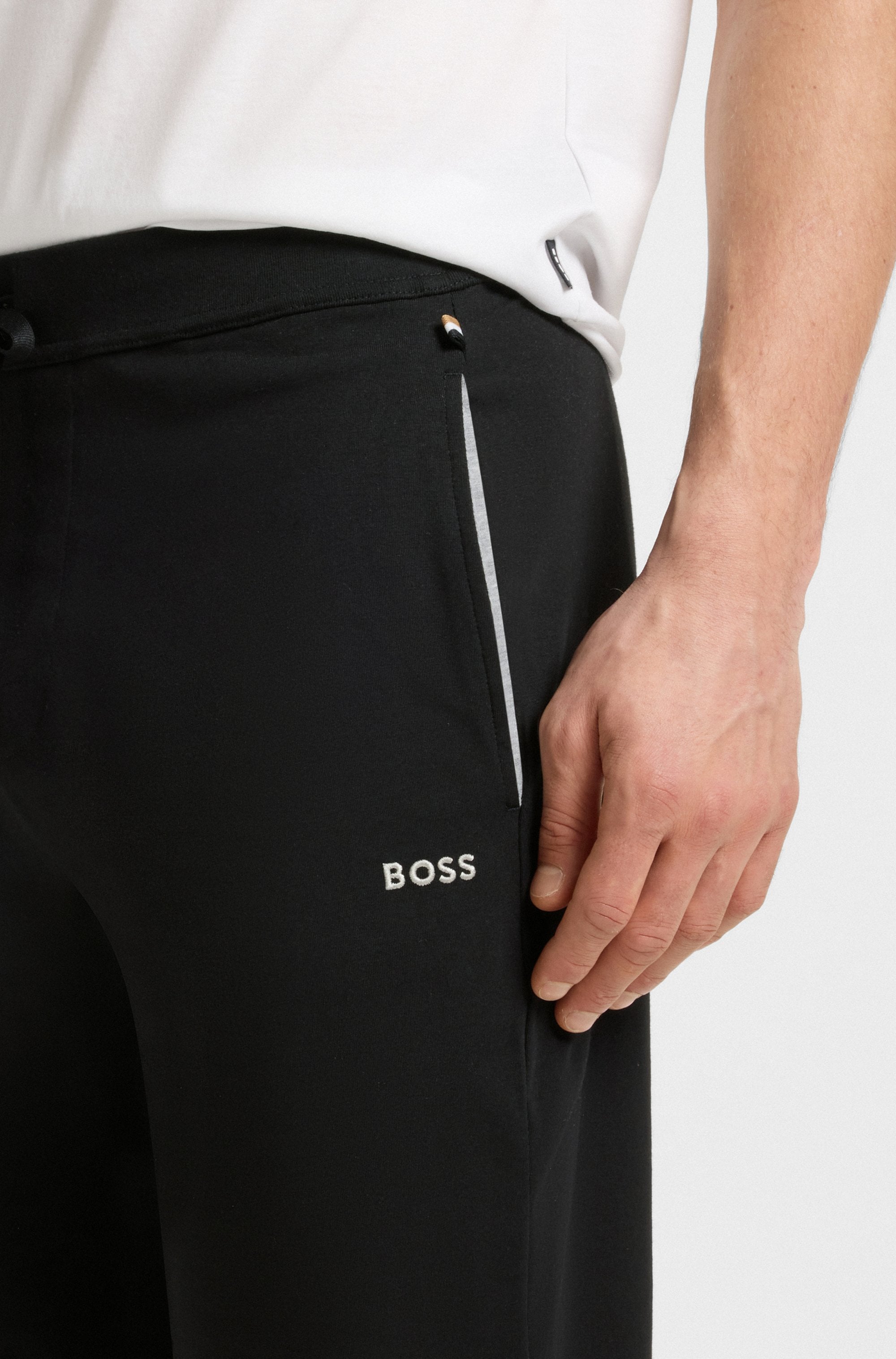 BOSS Sweathose »Mix&Match Pants«  mit BOSS Aufdruck auf dem Kordelzug